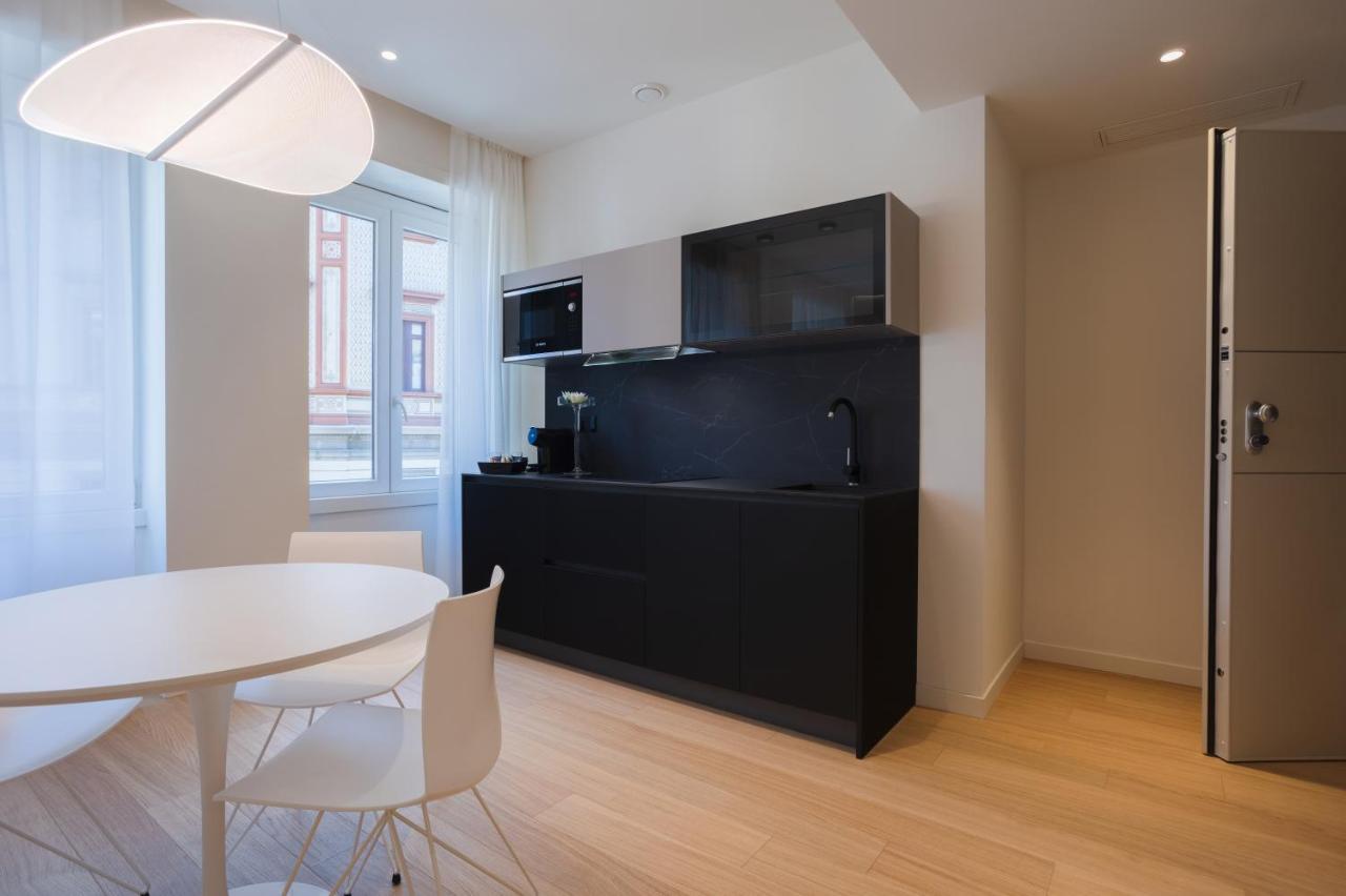 Sant'Ambrogio Apartments, Reception H24 Milano Eksteriør bilde