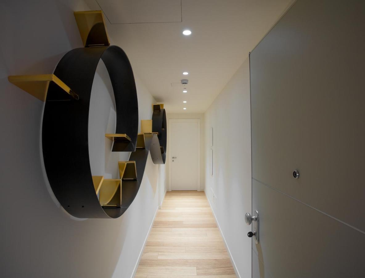 Sant'Ambrogio Apartments, Reception H24 Milano Eksteriør bilde